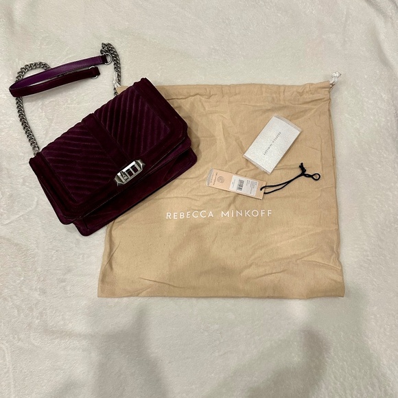 REBECCA MINKOFF CHEVRON QUILTED LOVE CROSSBODY HANDBAG AMETHYST - Picture 2 of 8